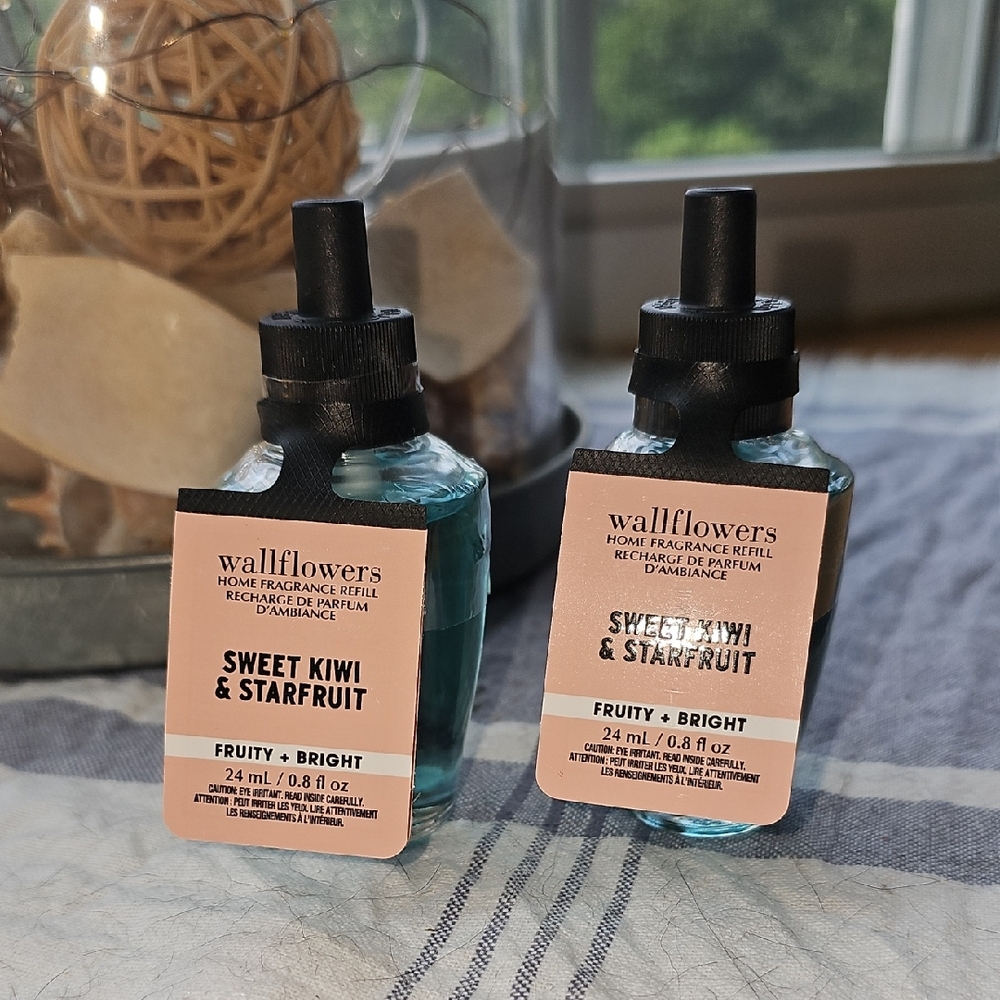 Bath & BodyWorks Wallflower Refills Sweet Kiwi & Starfruit Set